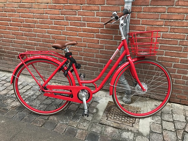 Rad, Rot, Fahrrad, Dänemark, Angelehnt