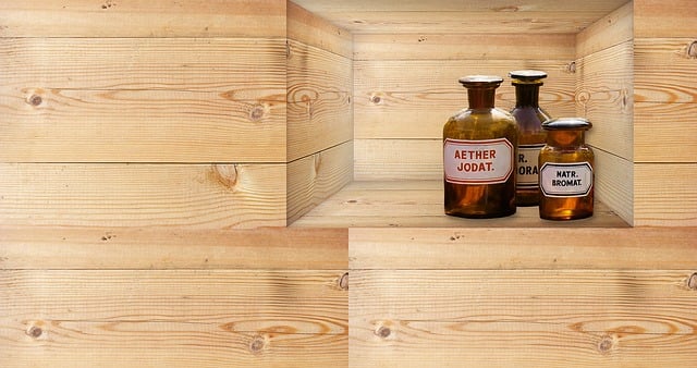 Free board tree box illustration