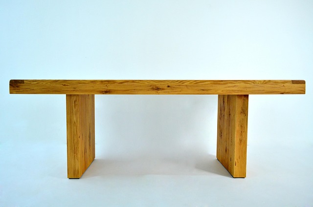 Free Solid Oak photo and picture