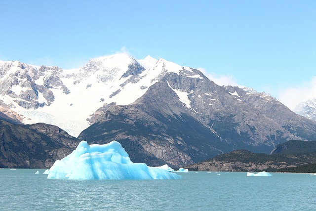 Free Iceberg Argentina photo and picture