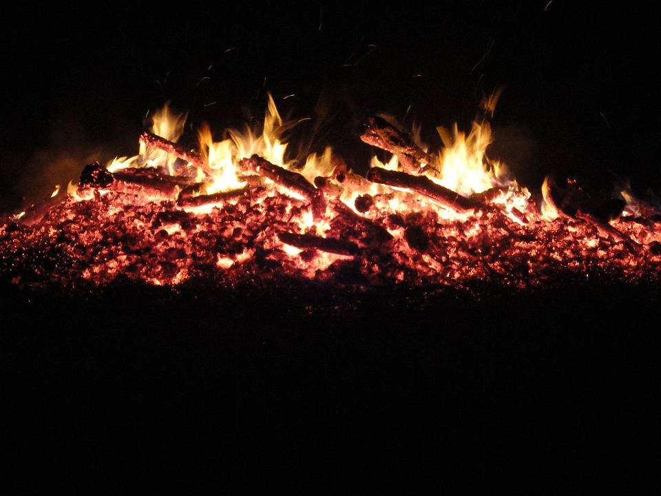 Fire Embers Easter - Free photo on Pixabay - Pixabay