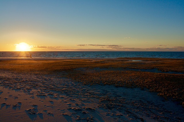 Free Sunset Water photo and picture