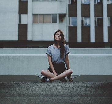 Free Woman Model photo and picture