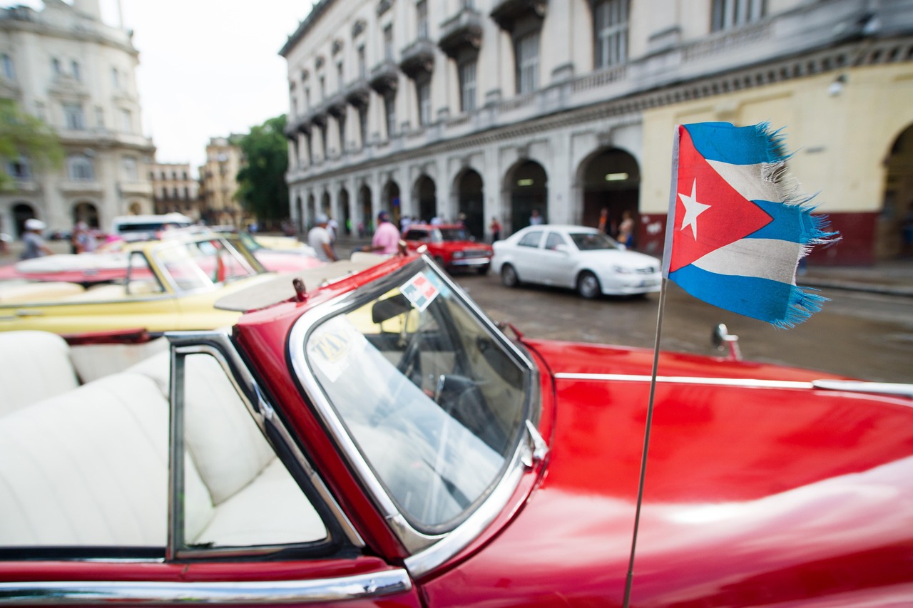Car - free online jigsaw puzzle photo