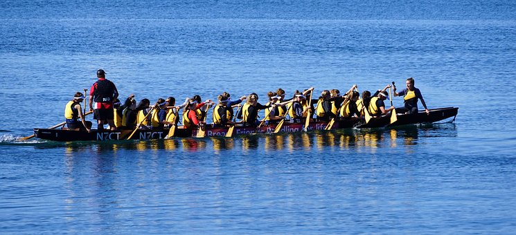 dragon-boat-2151568__340.jpg