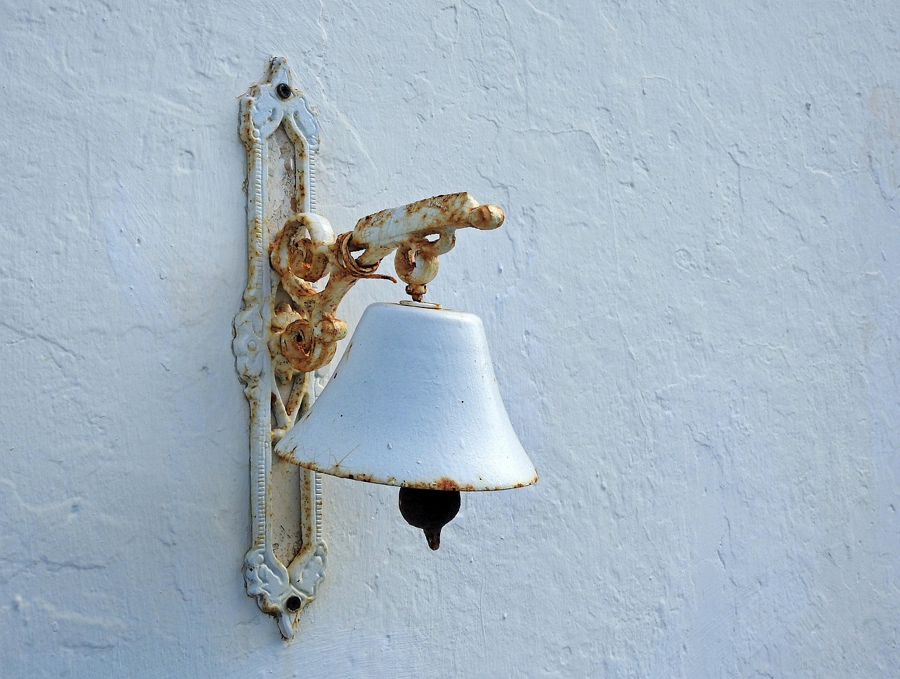 Download free HD stock image of Bell Jar Rust Free Bell Jar Rust photo and picture
