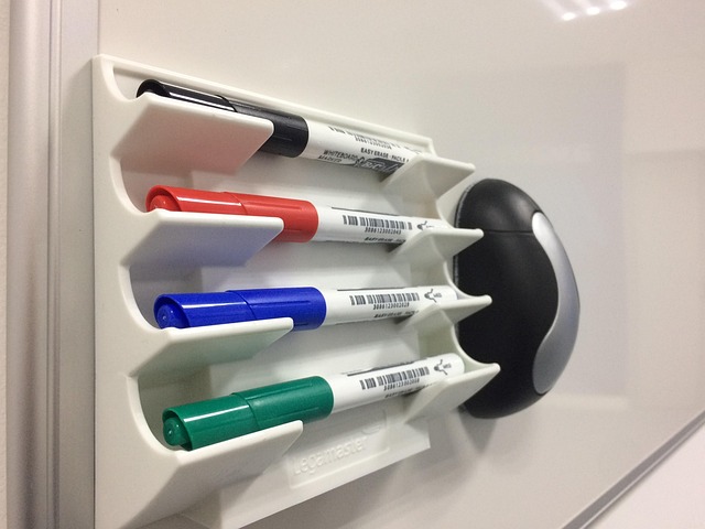 Free Whiteboard Eraser photo and picture