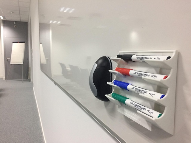 Free Whiteboard Eraser photo and picture