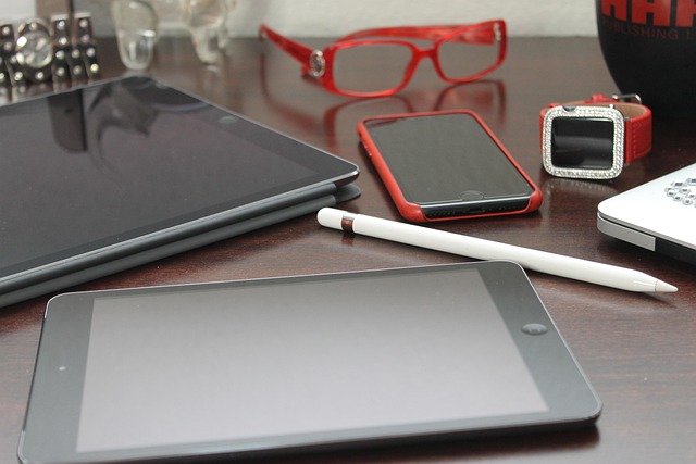 Free Glasses Technology photo and picture