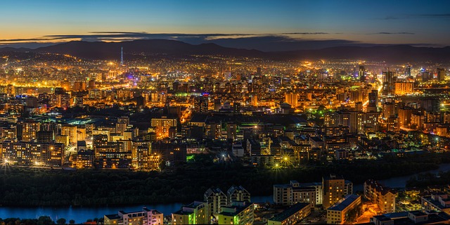 영화 내 이름은 관련 이미지 - 야경, 도시, 울란바토르 센터