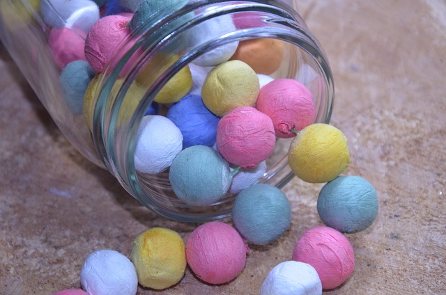 Free Garland Pearls photo and picture