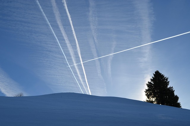 Free Contrails Winter photo and picture