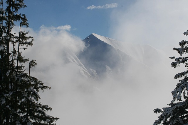 Free Snow Mountain photo and picture