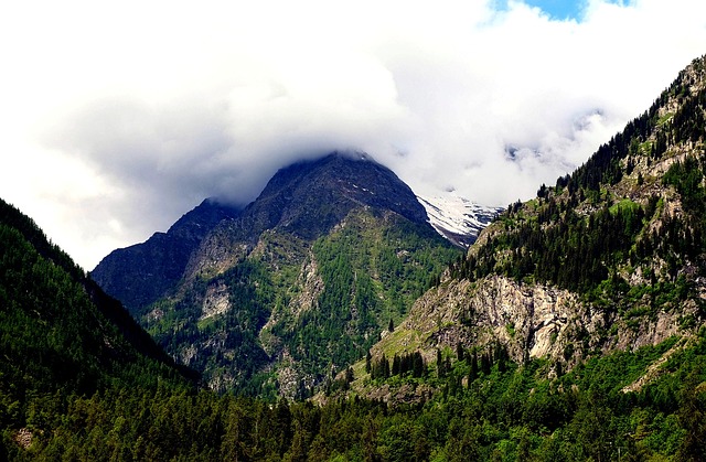Montañas, Nubes, Piamonte, Italia