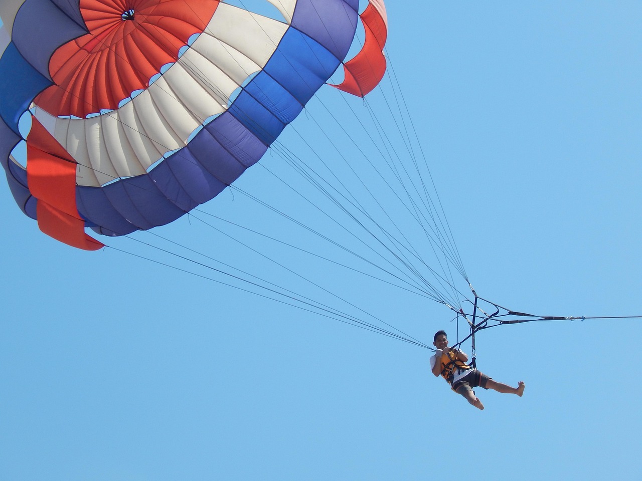 Parachute - free online jigsaw puzzle photo