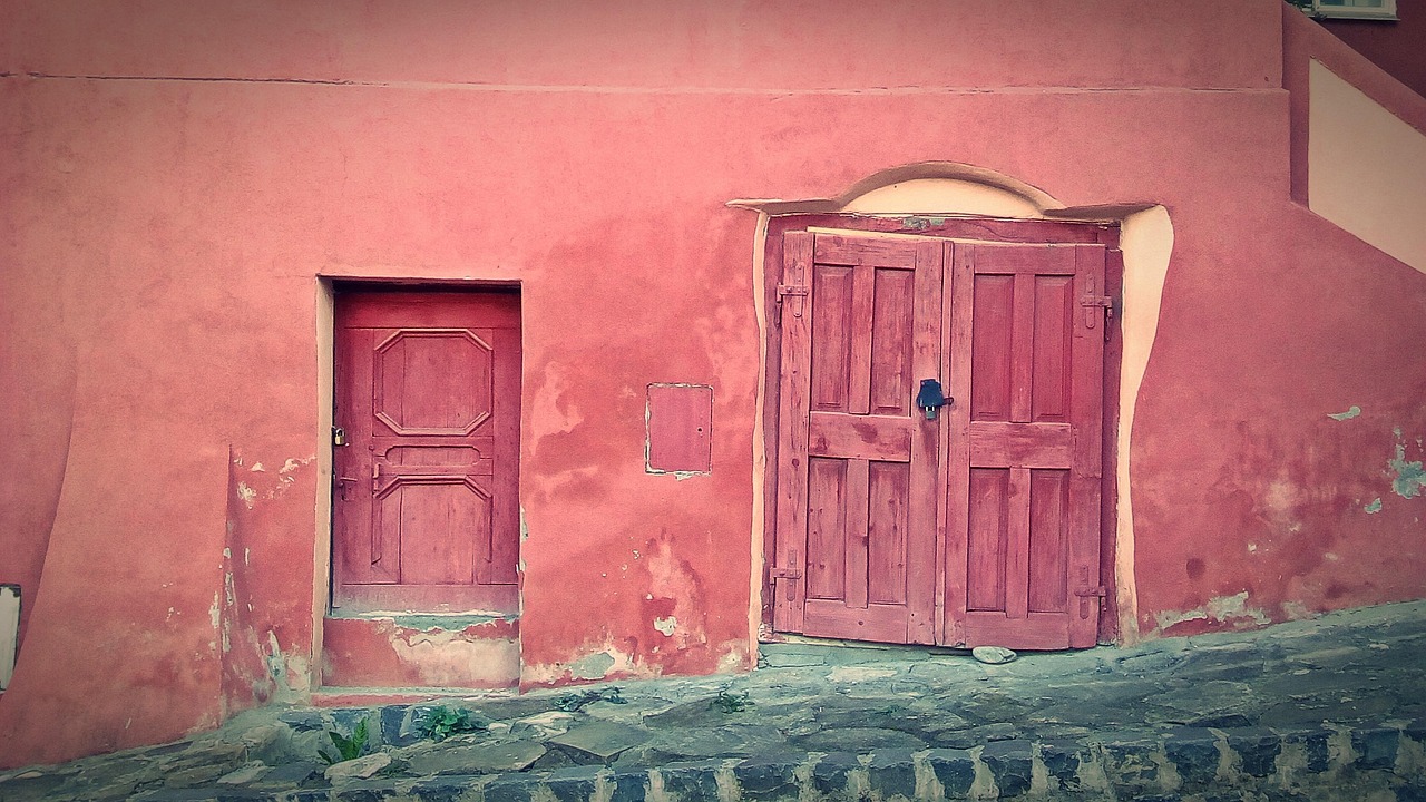 Old - free online jigsaw puzzle photo