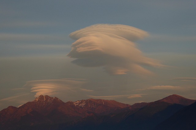 Free Clouds Lenticular Clouds photo and picture