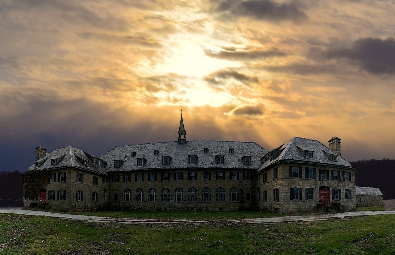 Abbey - free online jigsaw puzzle photo