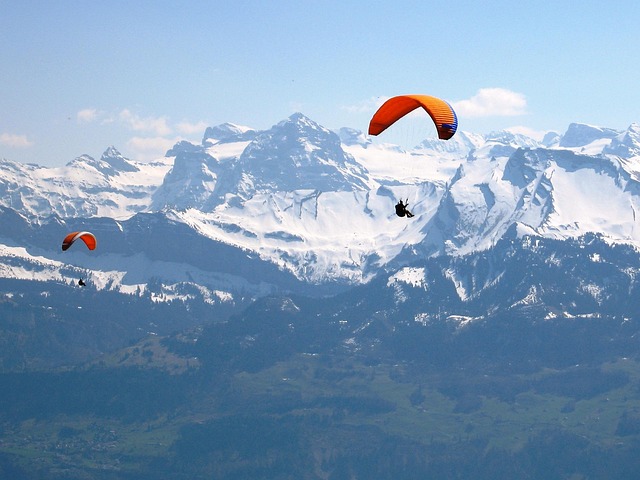 Free Paragliding Alps photo and picture