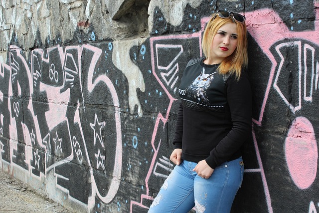 Ung Kvinde, Graffiti, Fotosession
