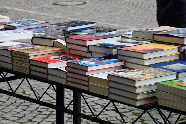 Livros, Ler, Um Livro, Literatura, Papel