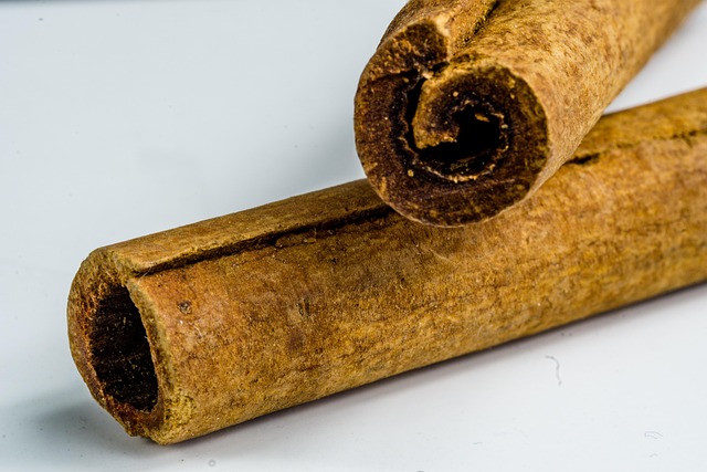 Free Cinnamon The Whole photo and picture
