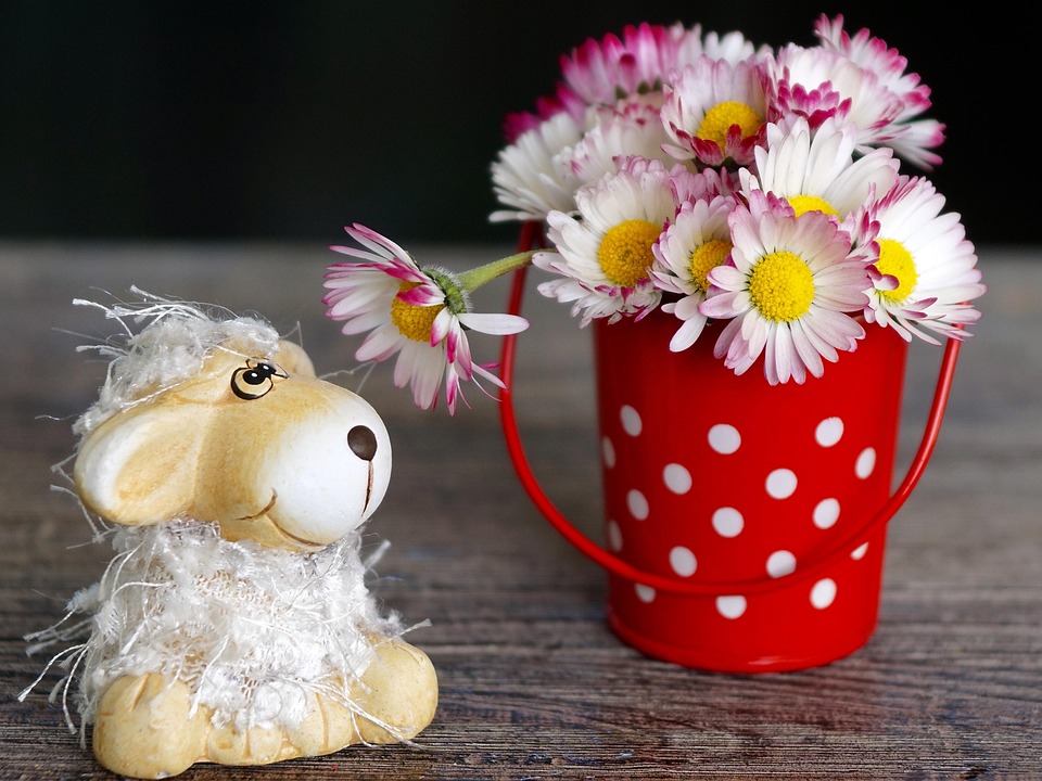 Handgemachte Filz-Erdbeeren & Gänseblümchen – Deko-Set Für DIY, Party, Zuhause