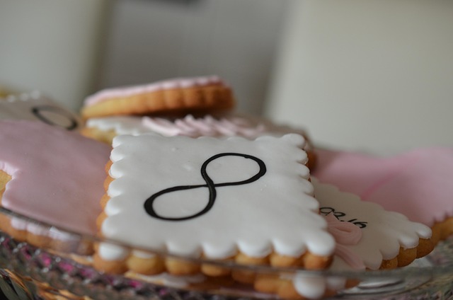 Free Infinity Cookie photo and picture