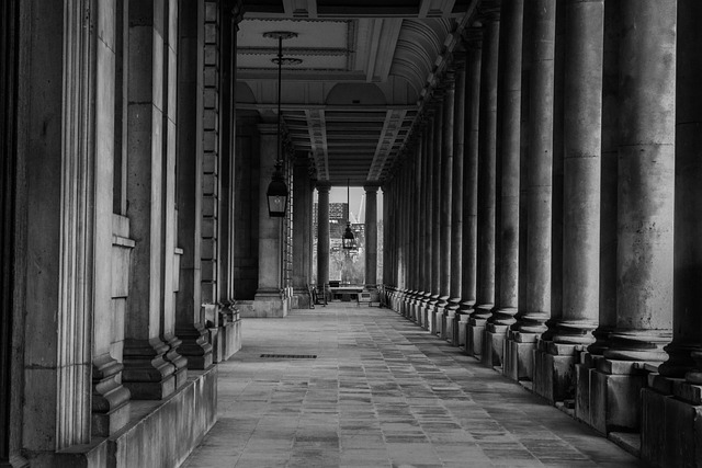 Free Columns Rhythm photo and picture