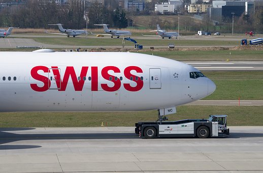 Swiss, Boeing 777, Flugzeug, Schlepper