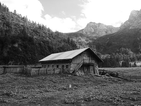 Free Hut Alm photo and picture