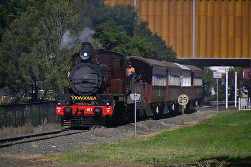 Toowoomba, Warwick, Queensland, Train