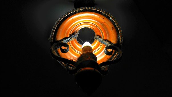 Lámpara, La Luz, Bombilla, Hierro, Metal