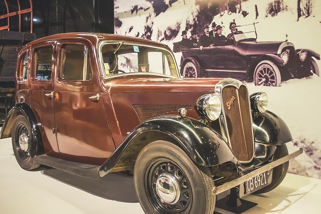 Free Vintage Car Old Vehicle photo and picture