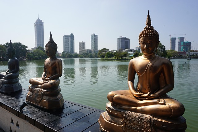 Estatuas, Buda, Rascacielos, Horizonte