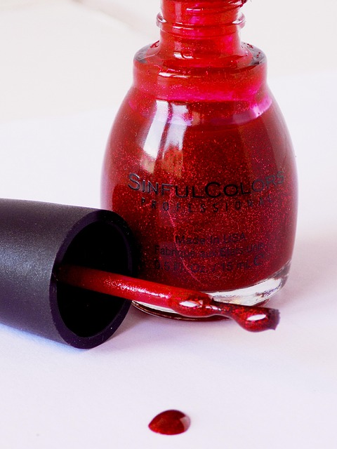 Free Enamel Nail photo and picture