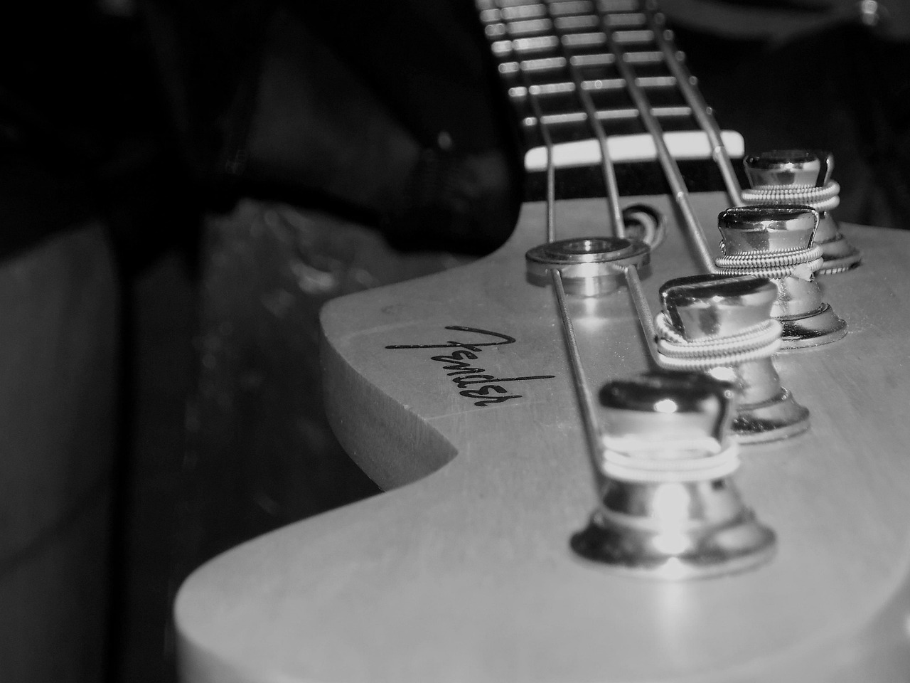 5,000+ Free Bass Guitar & Guitar Images Pixabay