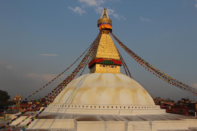 Free Baudha Budha photo and picture