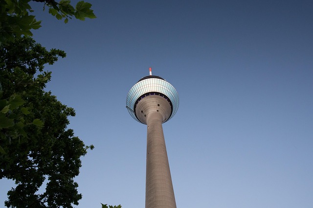 Porto De Mídia, Reinturma, Düsseldorf