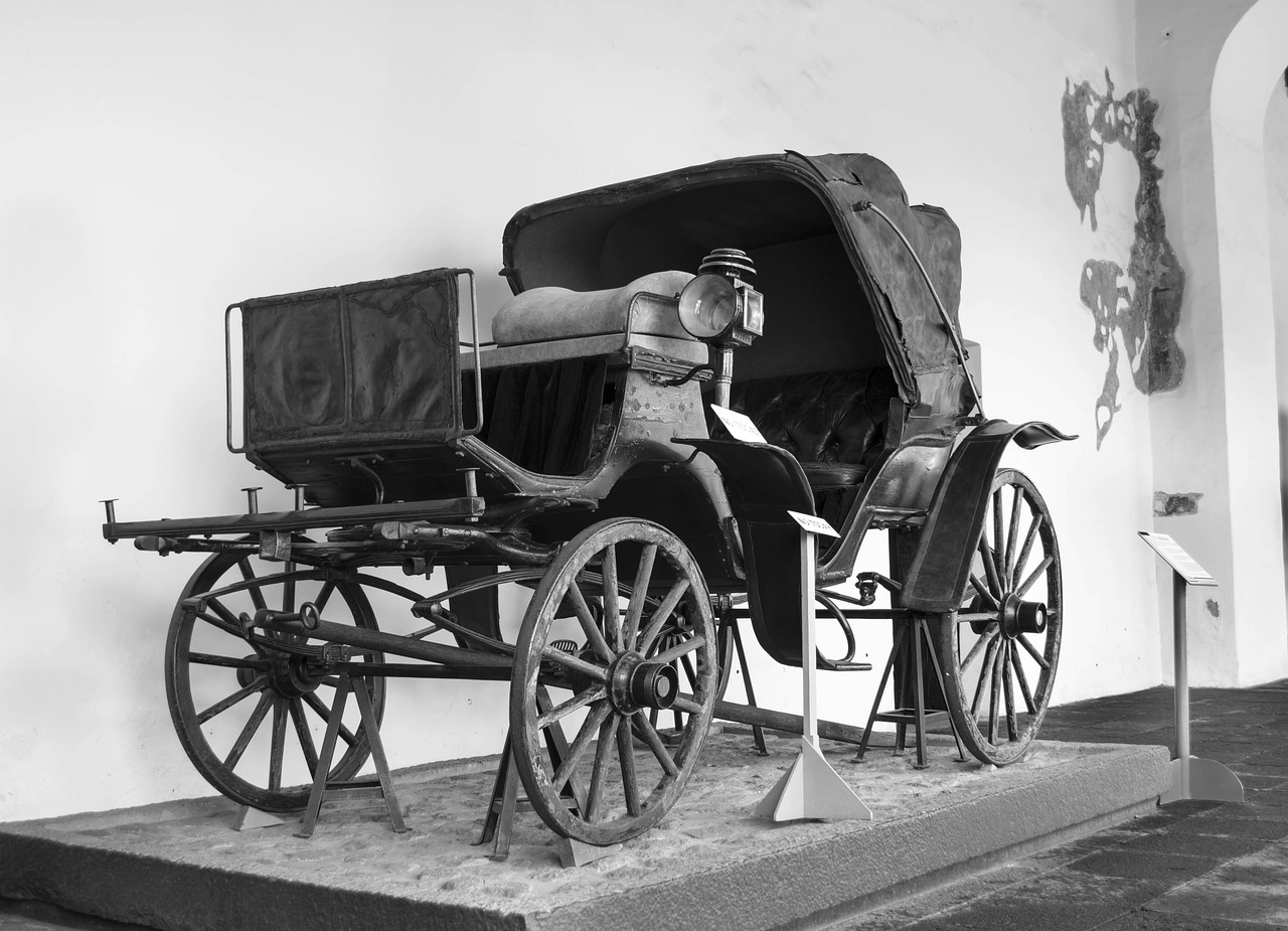 Old - free online jigsaw puzzle photo