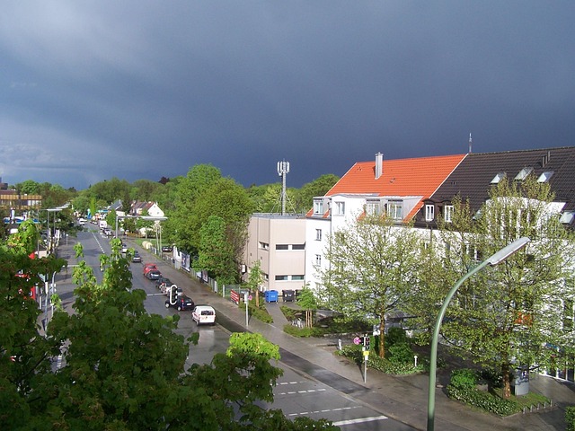 Free Thunderstorm Mood Transmission Mast photo and picture
