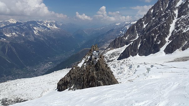 Free Refuge Des Grands Mulets Chamonix photo and picture