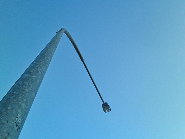 Free Streetlamp Outdoor photo and picture