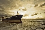 ship, accident, girl