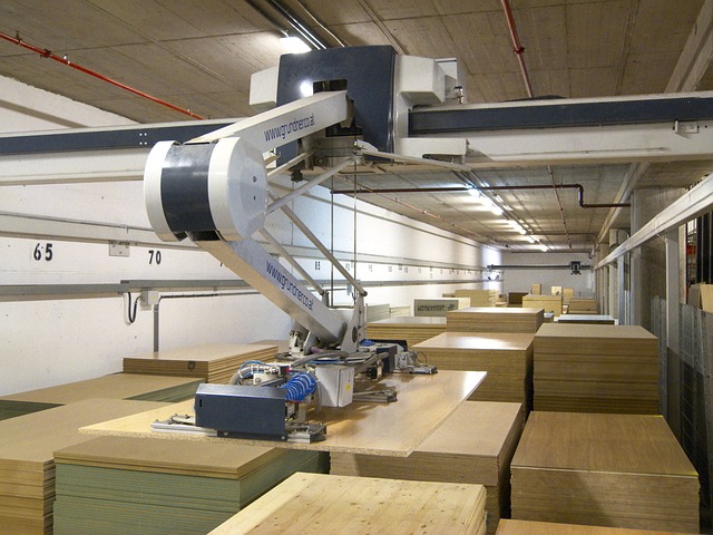 Robot, Butik, Træ