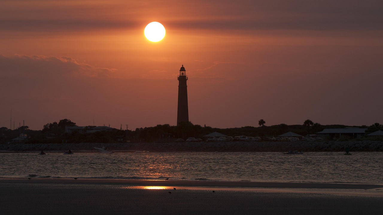 Lighthouse - free online jigsaw puzzle photo