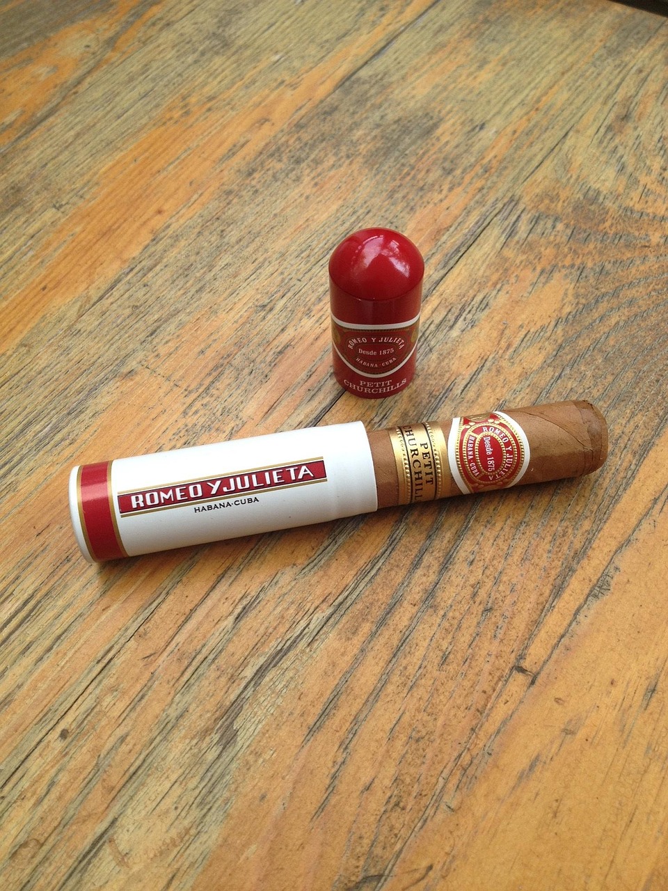 S.T. Dupont Twiggy Romeo y Julieta Çakmak 30150