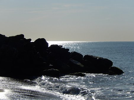 Free Rocks In The Edge Of The Sea photo and picture