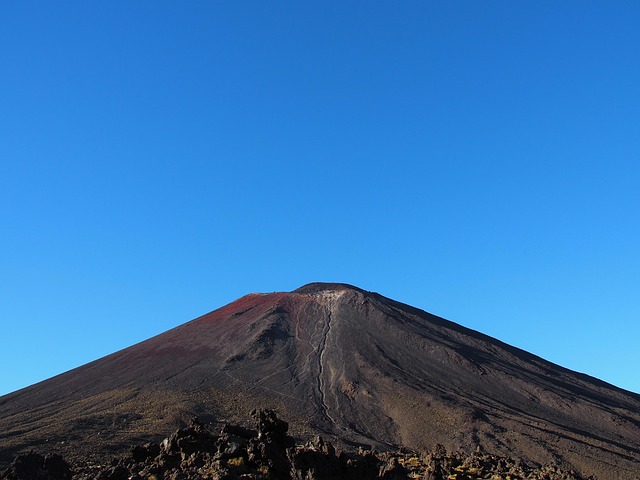 Free New Zealand Tongariro National Park photo and picture