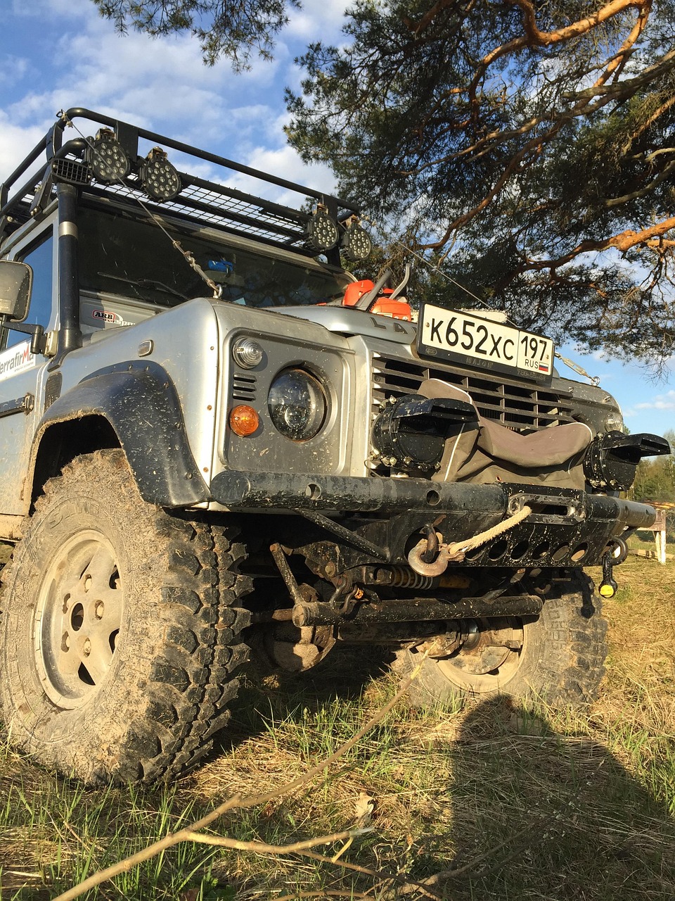 Suv, Симекс, Дефендер